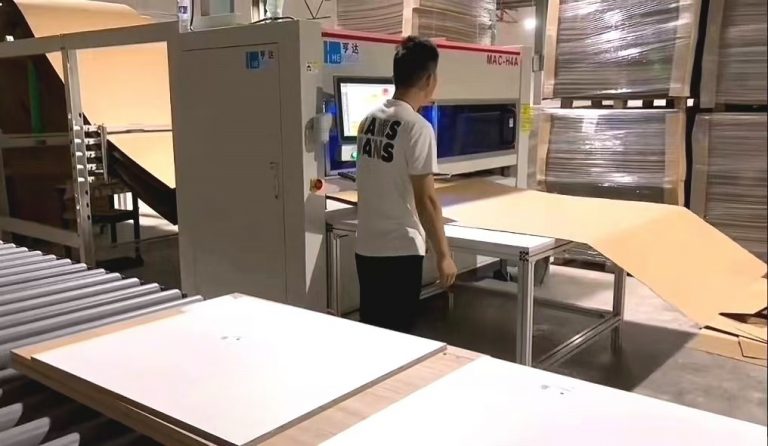 furniture packing machine