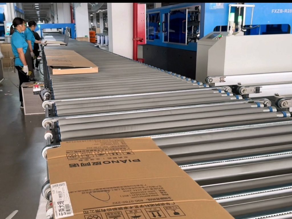 automatic furniture packaging machine