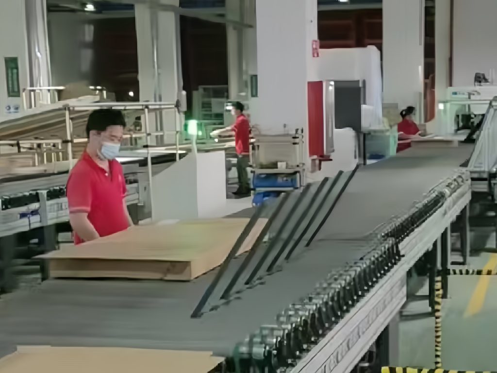automatic panel furniture packing