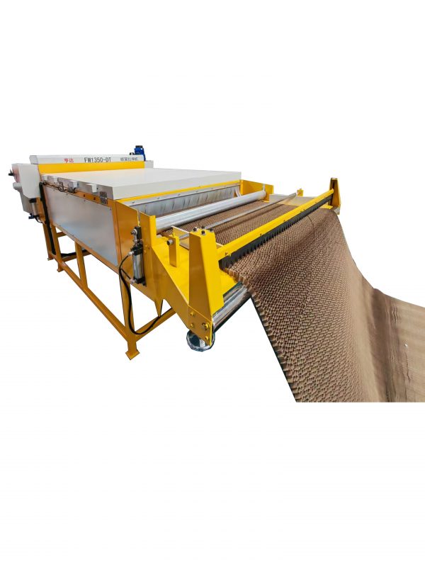 Honeycomb Paper Stretching & Cutting Machine Honeycomb Paper Stretching & Cutting Machine